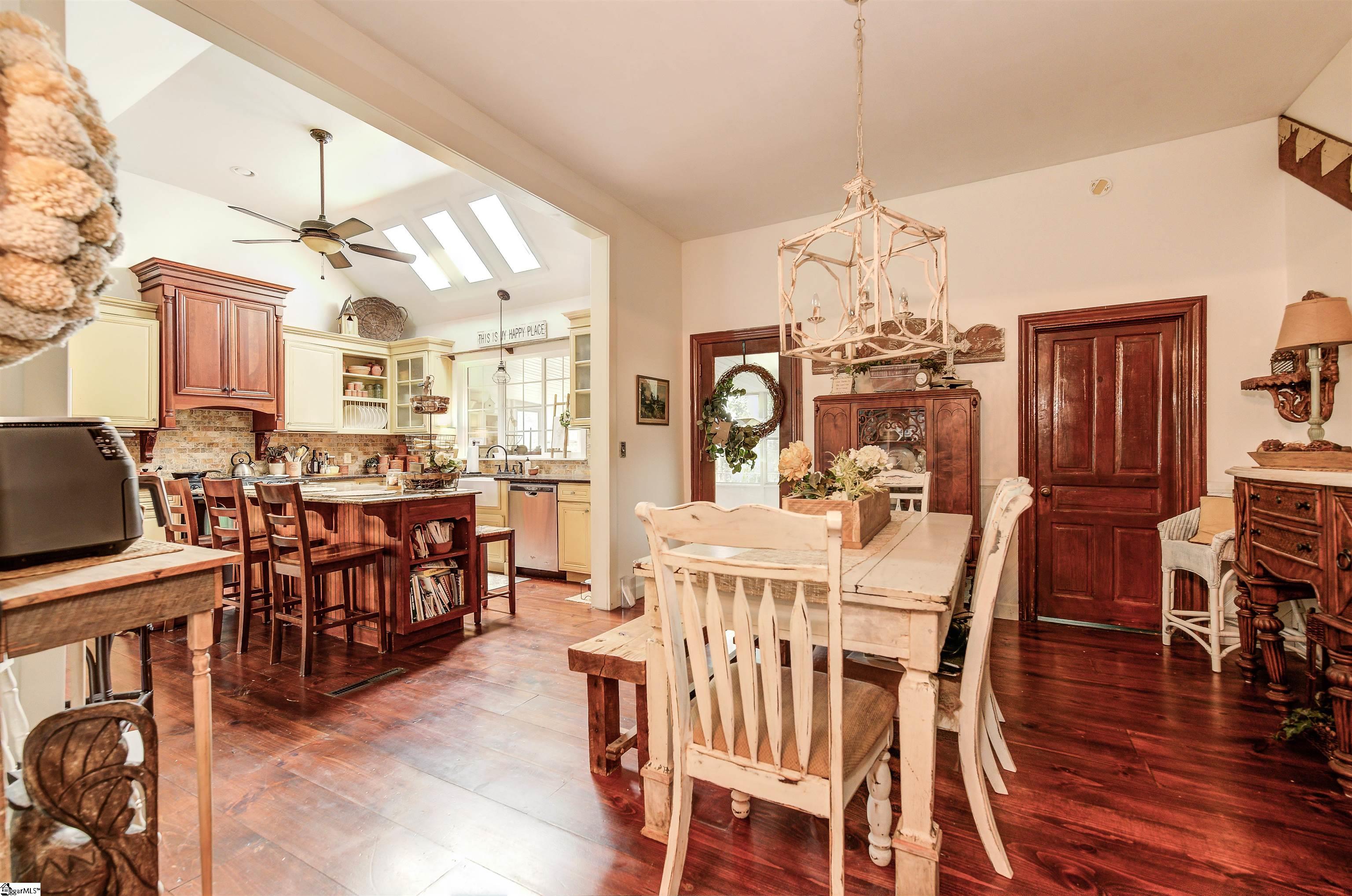 4103 Fork Shoals Road Simpsonville, SC 29680 - Photo 6 of 36