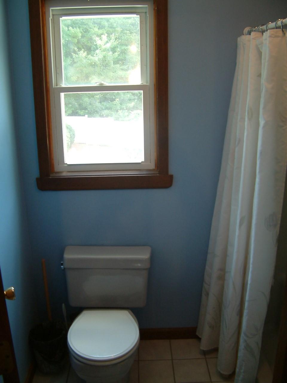 65 Carolina Road Rocky Mount, VA 24151 - Photo 15 of 34 upstairs bathroom