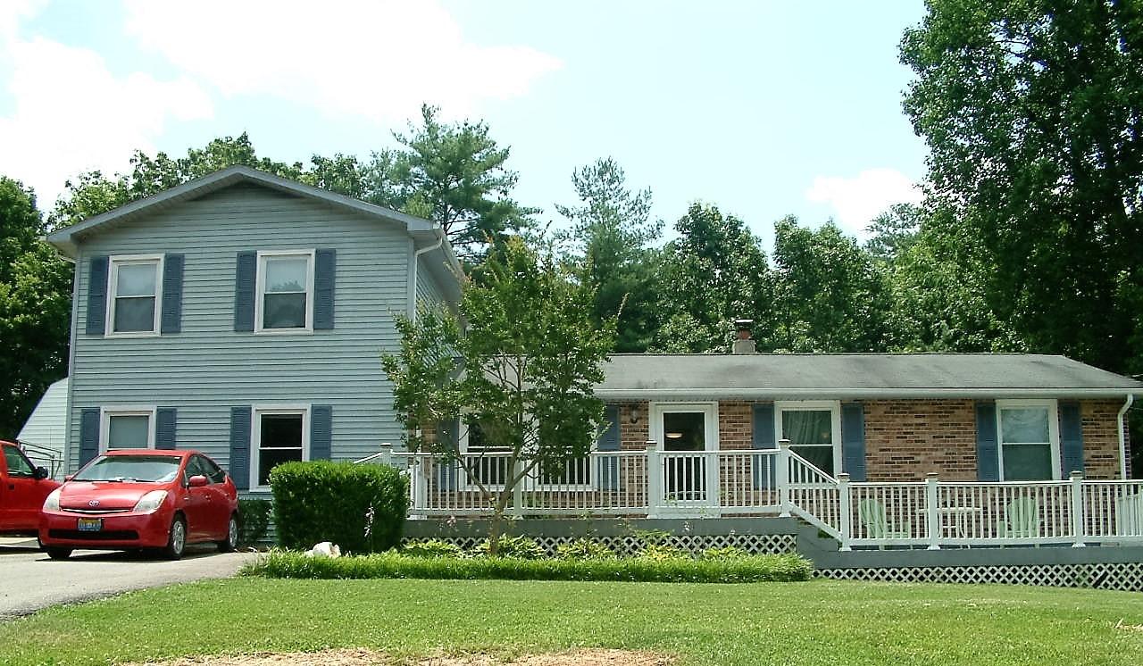 65 Carolina Road Rocky Mount, VA 24151 - Photo 22 of 34 DSCF0066