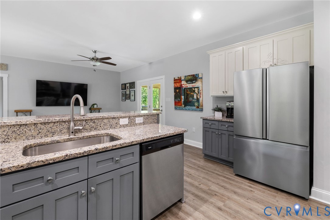 3269 Lowry Road Columbia, VA 23038 - Photo 12 of 57 Gallery Image 12