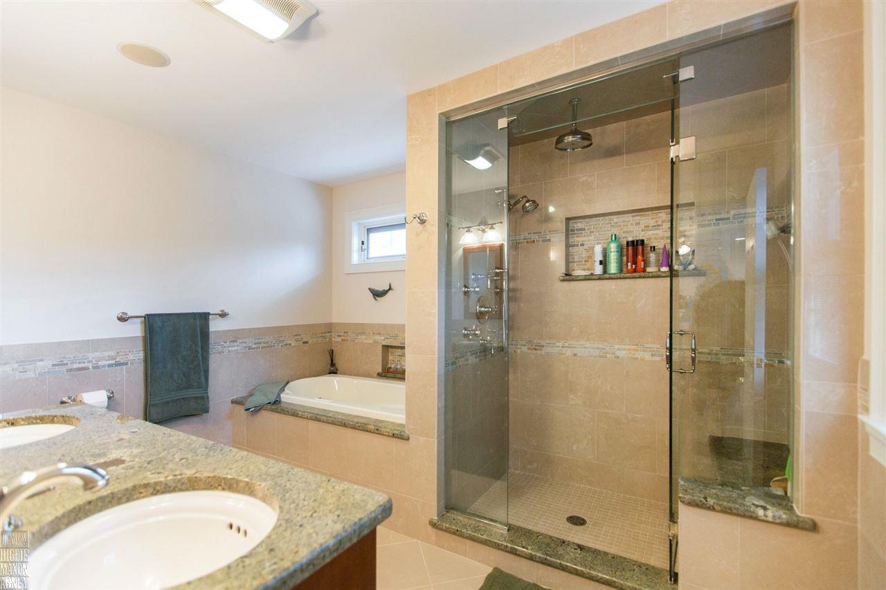 329 Ridgemont Road Grosse Pointe Farms, MI 48236 - Photo 22 of 26