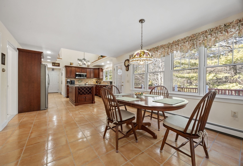 44 Meeting House Road Kingston, MA 02364 - Photo 12 of 35