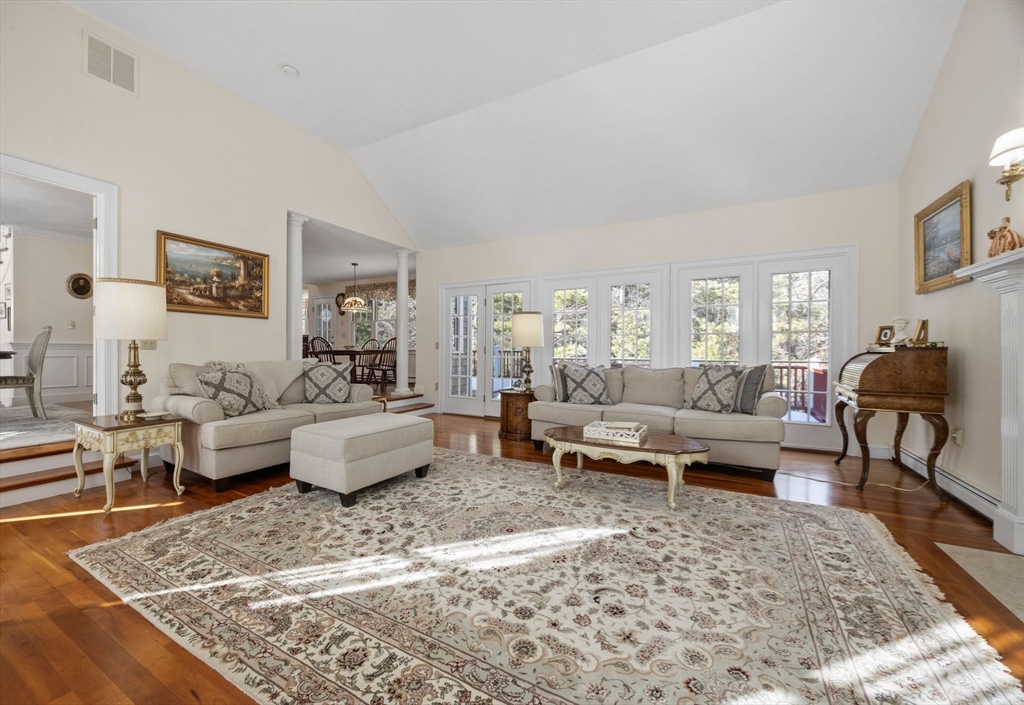 44 Meeting House Road Kingston, MA 02364 - Photo 13 of 35