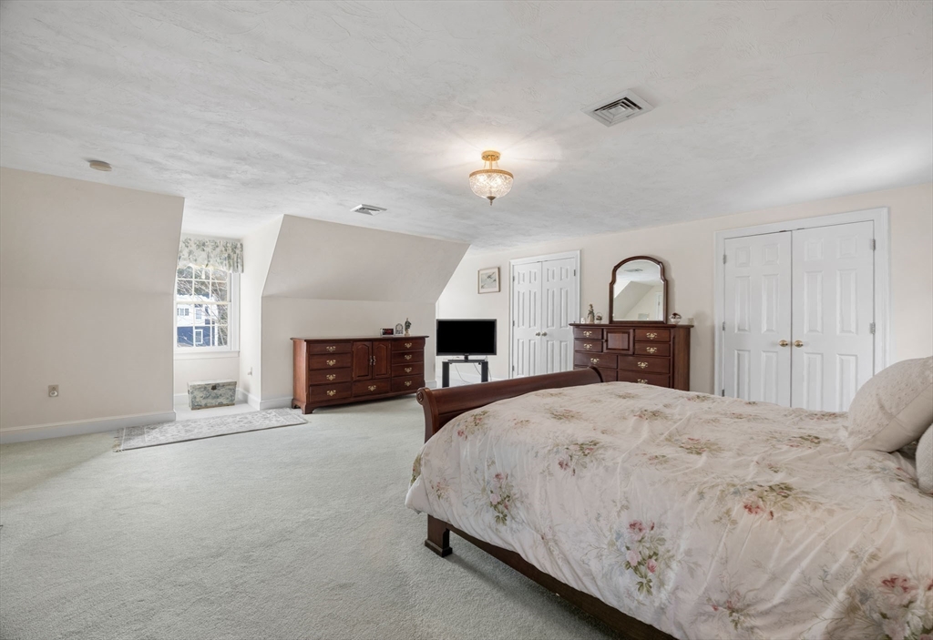 44 Meeting House Road Kingston, MA 02364 - Photo 21 of 35