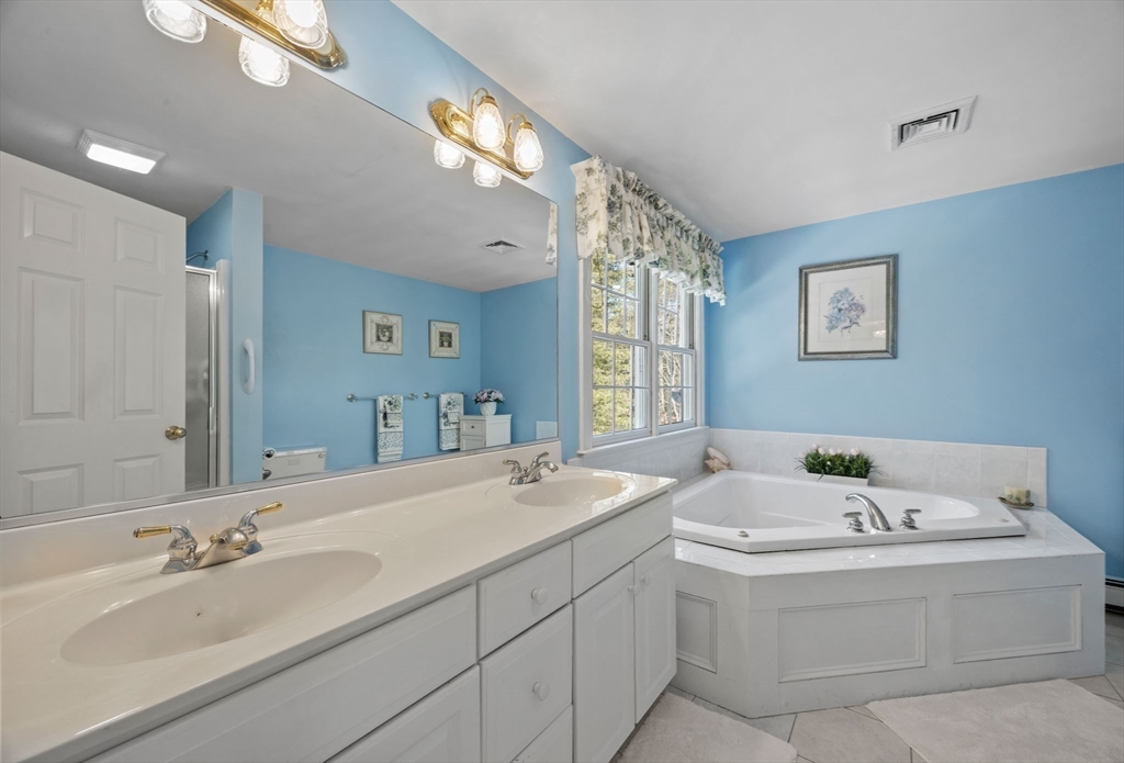 44 Meeting House Road Kingston, MA 02364 - Photo 23 of 35