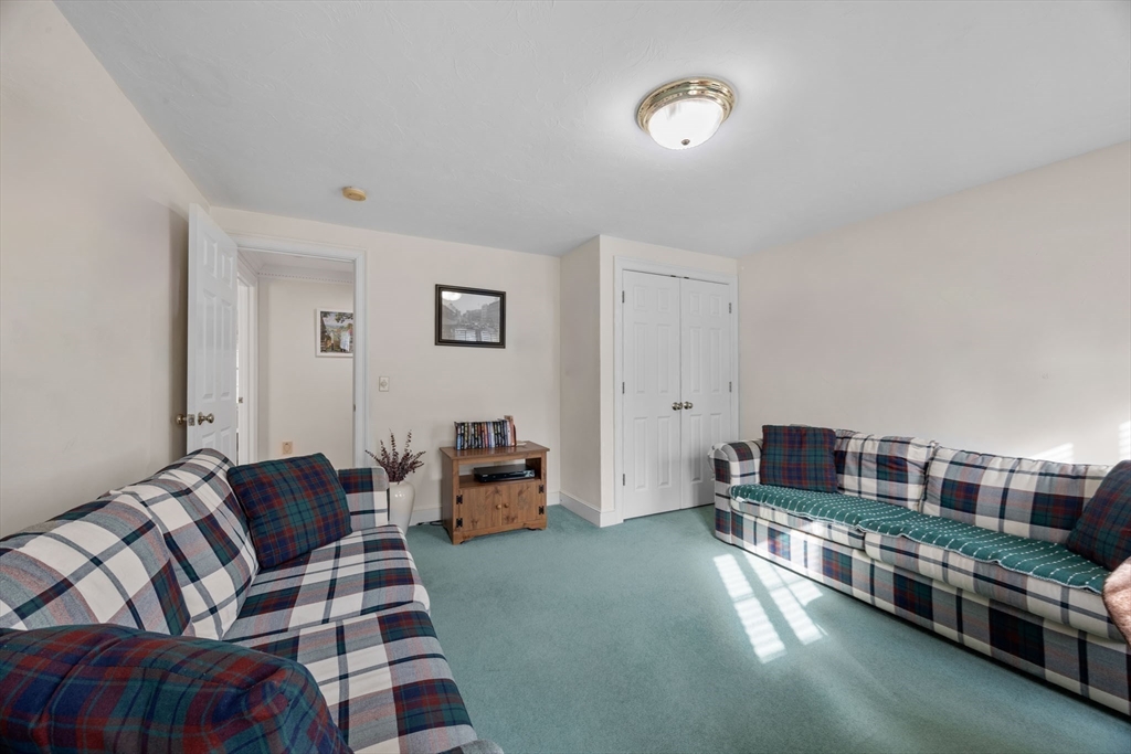 44 Meeting House Road Kingston, MA 02364 - Photo 24 of 35