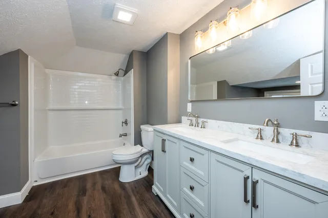 $165,000 | 575 Cass Street, Benton Harbor, MI 49022