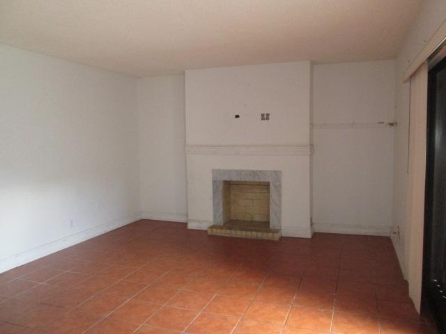 168 Woodland Road Palm Springs, FL 33461 - Photo 2 of 10 Living Room