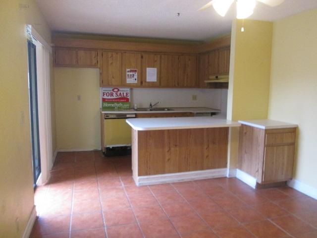 168 Woodland Road Palm Springs, FL 33461 - Photo 4 of 10 Dining Room