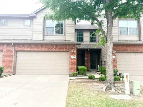 $2,200 | 3217 Judge Holland Lane, Plano, TX 75025