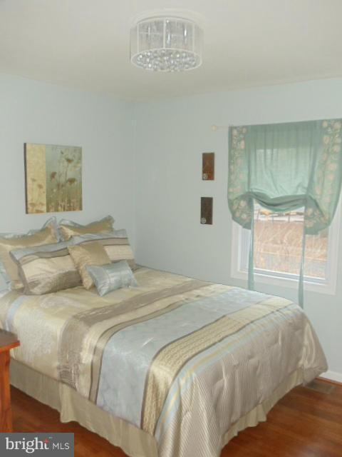 1840 Griffith Road Falls Church, VA 22043 - Photo 9 of 21 Bedroom (Master)