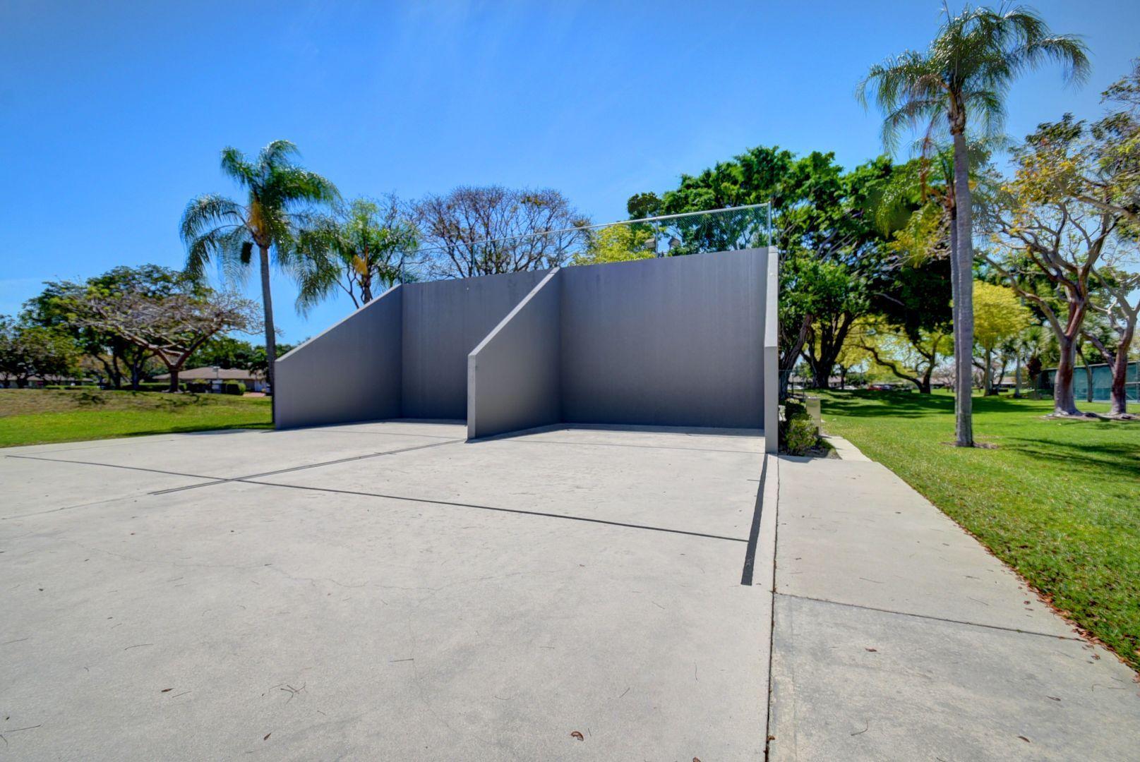 8160 Springlake Drive, Unit B Boca Raton, FL 33496 - Photo 66 of 72 66_ww (7)