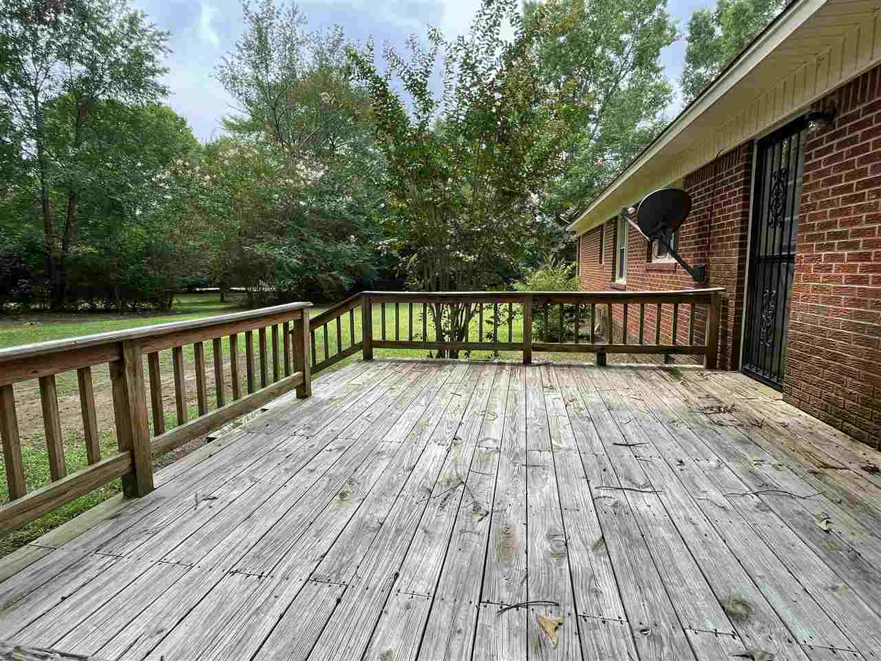 1060 Clifton Road Savannah, TN 38372 - Photo 5 of 20 Gallery Image 5