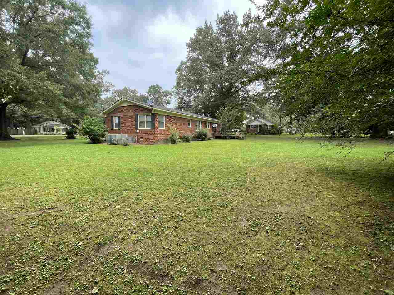 1060 Clifton Road Savannah, TN 38372 - Photo 7 of 20 Gallery Image 7