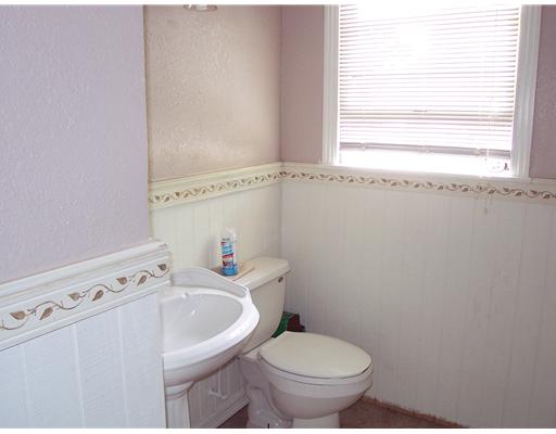 4310 Cottage Street Corpus Christi, TX 78415 - Photo 5 of 10