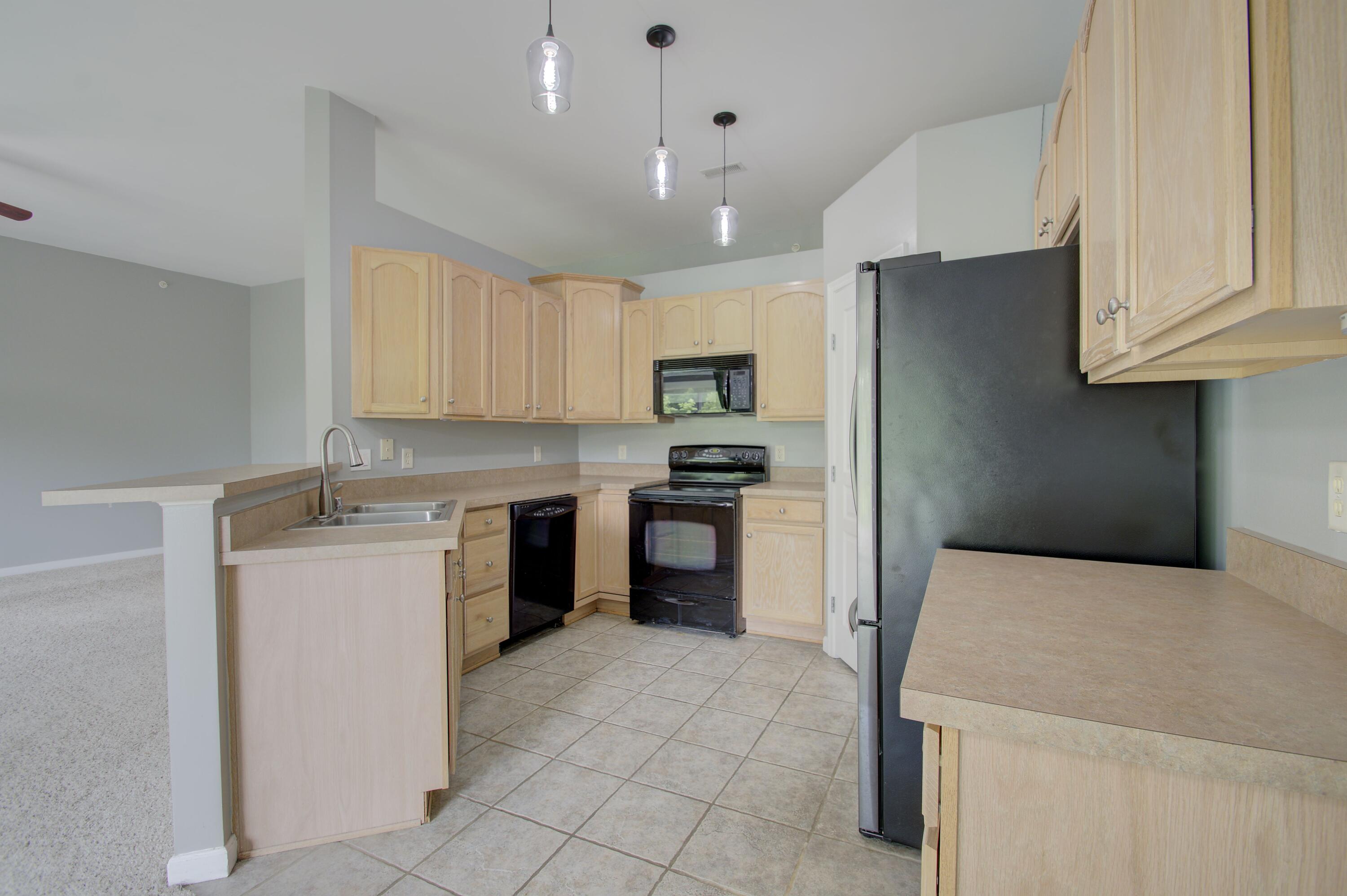 558 Rivers Breeze Drive Ludlow, KY 41016 - Photo 4 of 41 Gallery Image 4