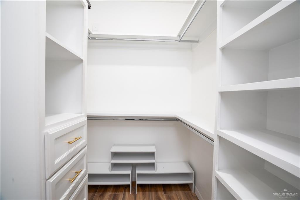 3018 Arrow Lane Weslaco, TX 78596 - Photo 14 of 22 a view of an empty walk in closet