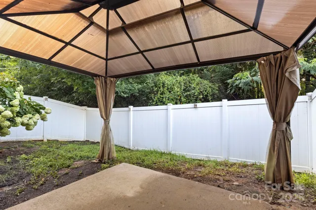 $440,000 | 6927 Maricopa Road, Charlotte, NC 28277