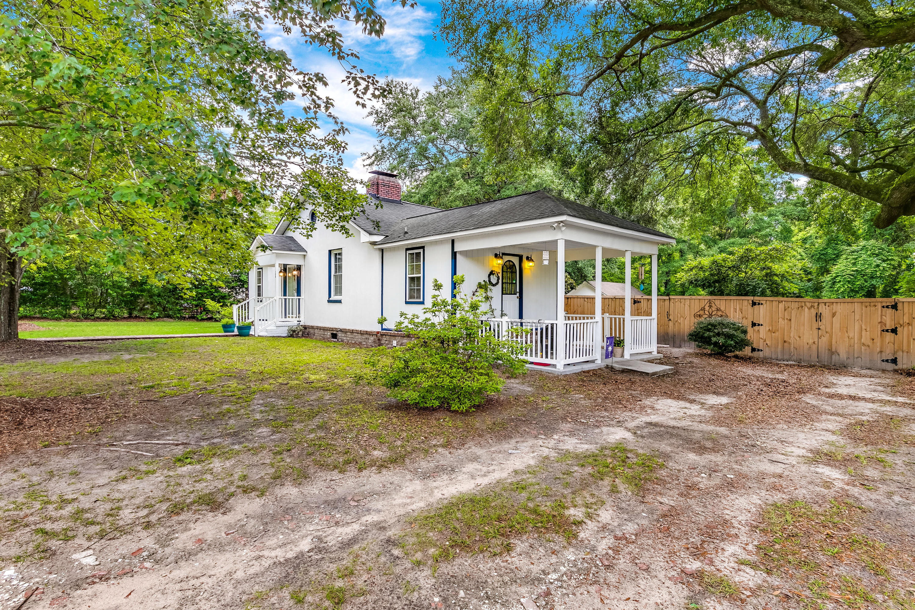 108 Broughton Road Moncks Corner, SC 29461 - Photo 4 of 25 Side View