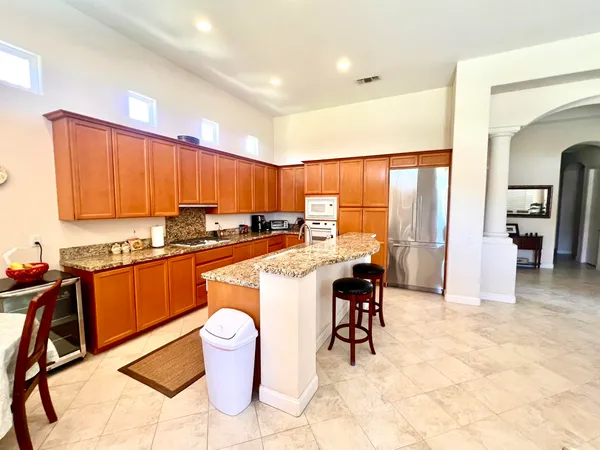 $5,200 | 18 VÃa Bella, Rancho Mirage, CA 92270