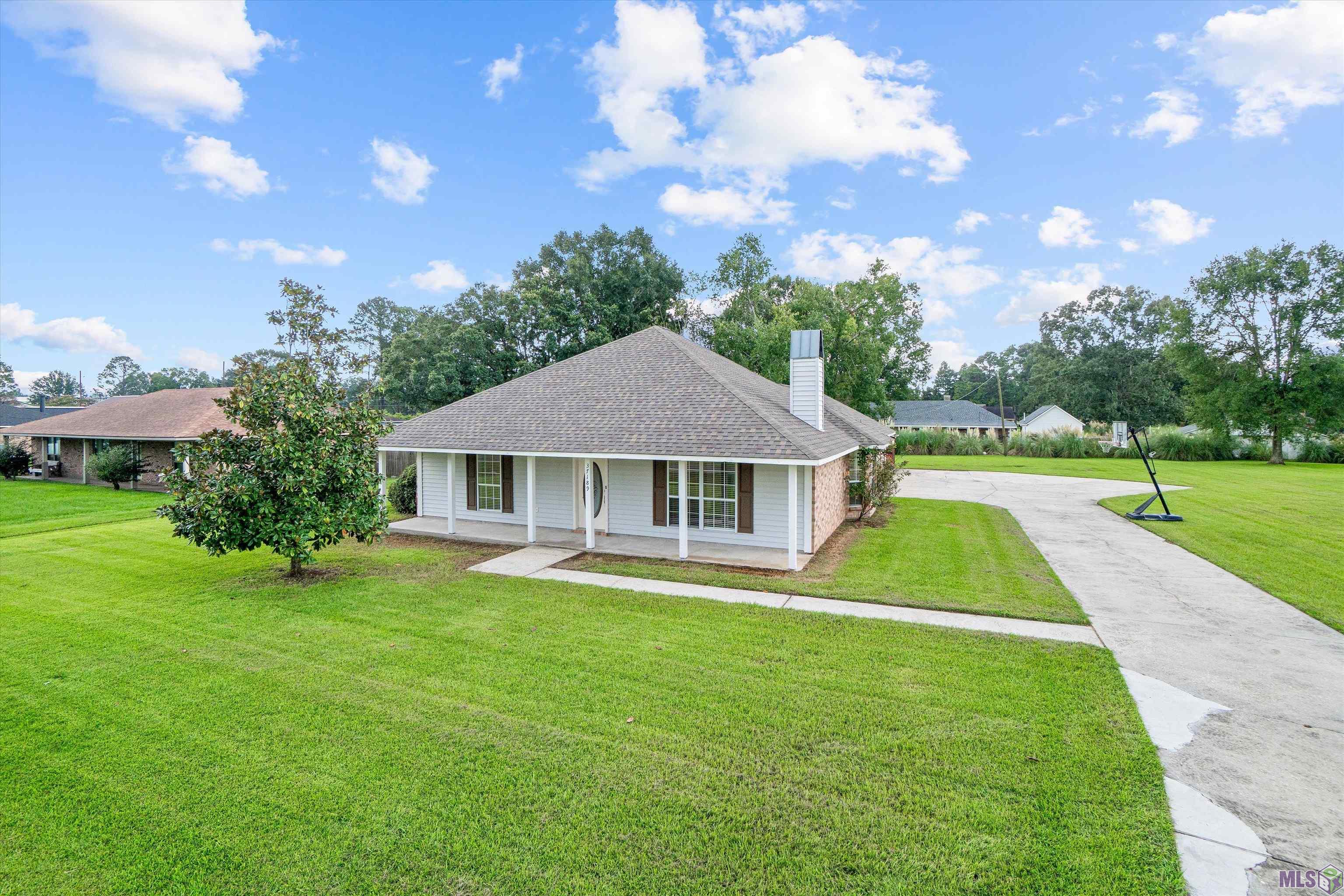 37189 Miller Road Prairieville, LA 70769 - Photo 2 of 22 Gallery Image 2
