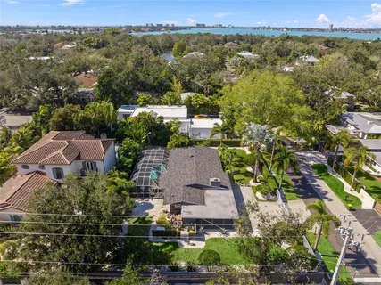 $1,445,000 | 1780 Spring Creek Drive, Sarasota, FL 34239