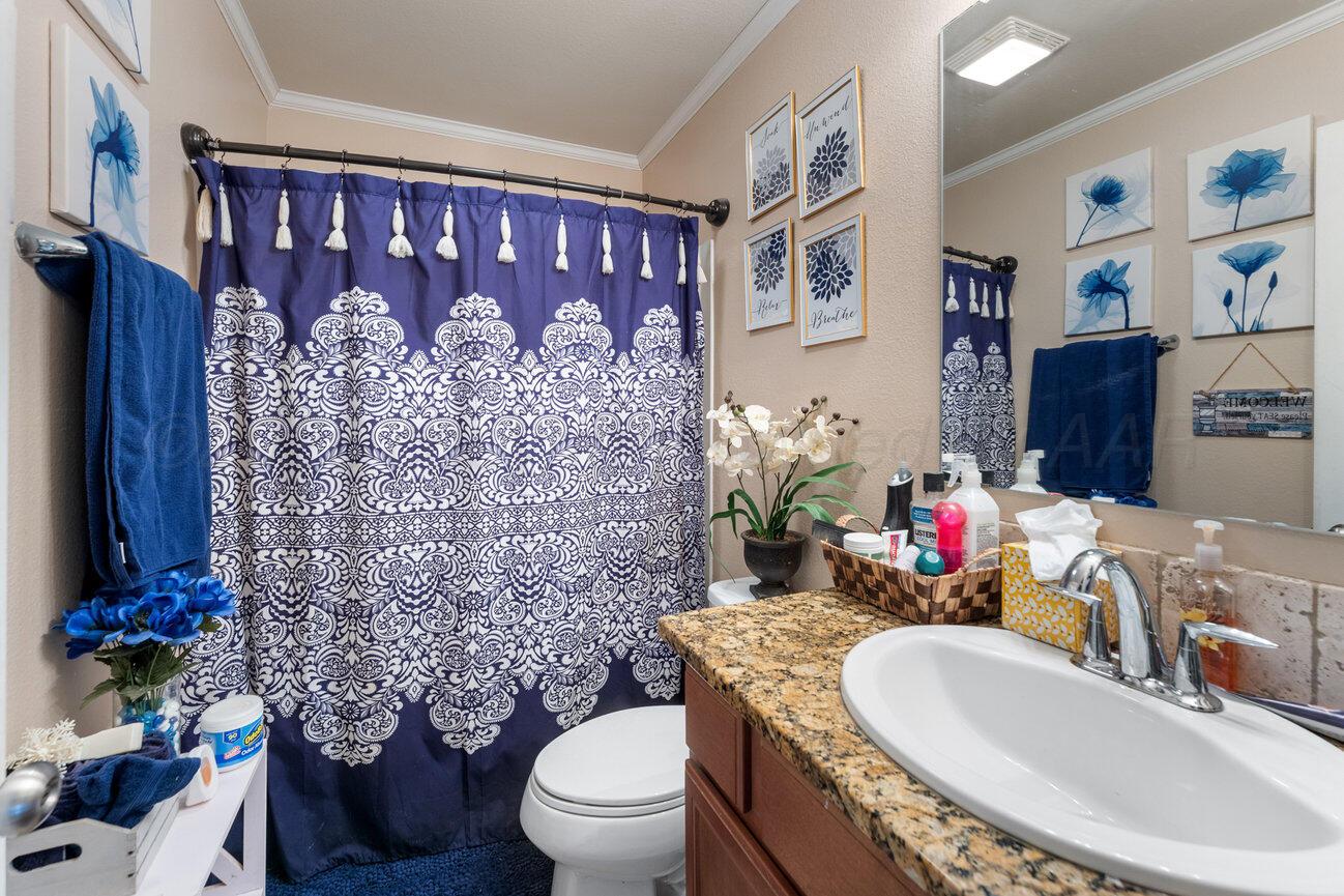 4606 Hawken Street Amarillo, TX 79118 - Photo 24 of 31 Main Bath