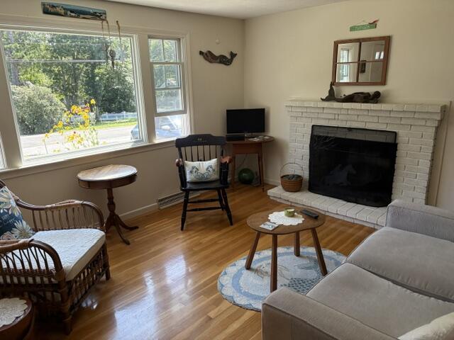 555 Shootflying Hill Road Centerville, MA 02632 - Photo 5 of 10 LR with FP
