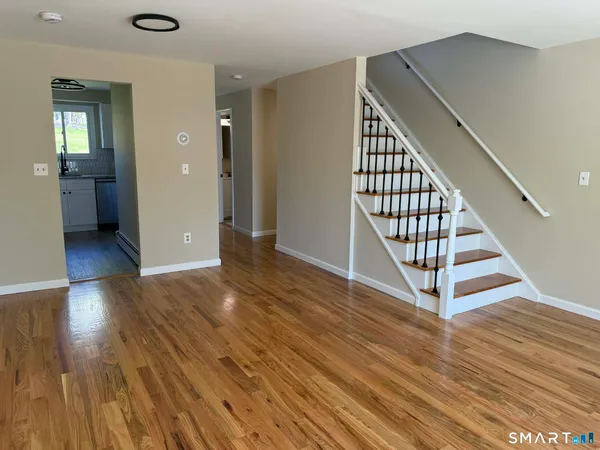 $2,250 | 1001 Old Colony Road, Unit 24, Meriden, CT 06451