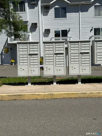 $2,250 | 1001 Old Colony Road, Unit 24, Meriden, CT 06451