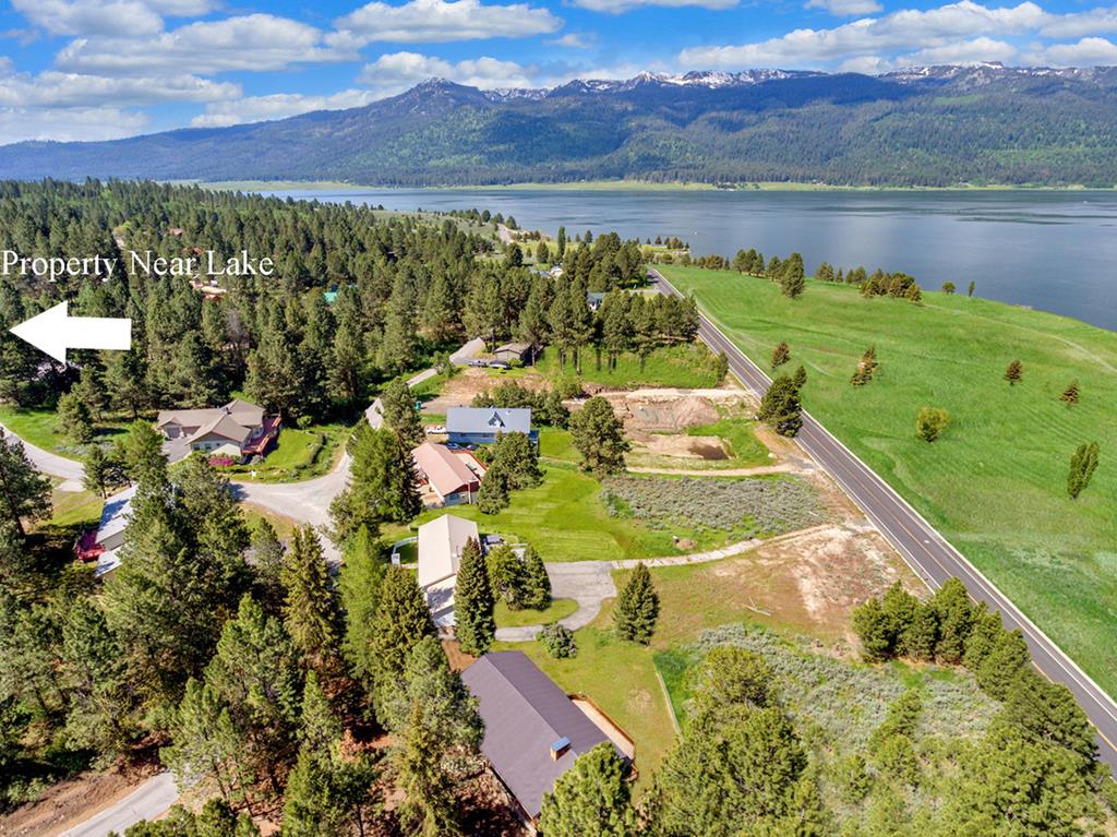 903 Divot Circle, Unit 135 Cascade, ID 83611 - Photo 1 of 9 Main View