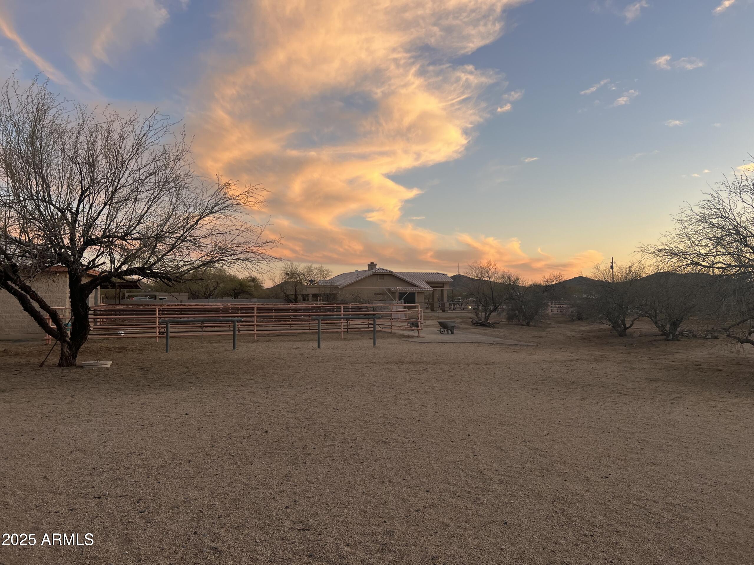 23 East Cloud Road Phoenix, AZ 85086 - Photo 55 of 62 IMG_0028-scaled