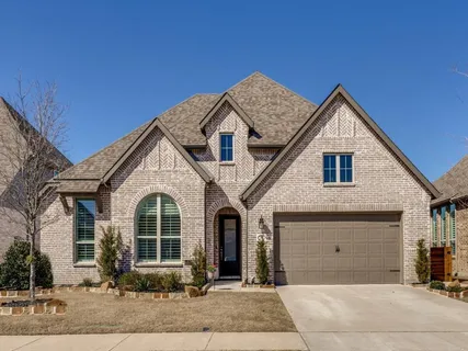 $595,000 | 306 Hidden Creek Parkway, Van Alstyne, TX 75495