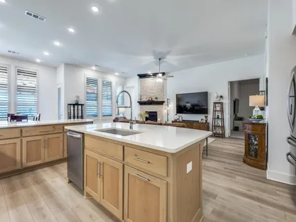 $595,000 | 306 Hidden Creek Parkway, Van Alstyne, TX 75495