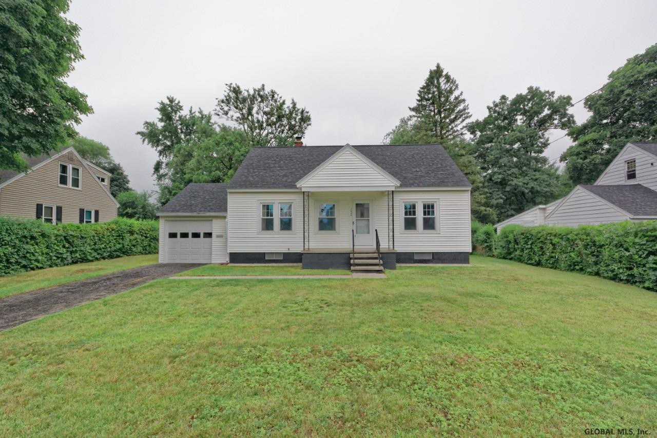 2045 Chepstow Road Rotterdam, NY 12303 - Photo 2 of 13 Photo 2