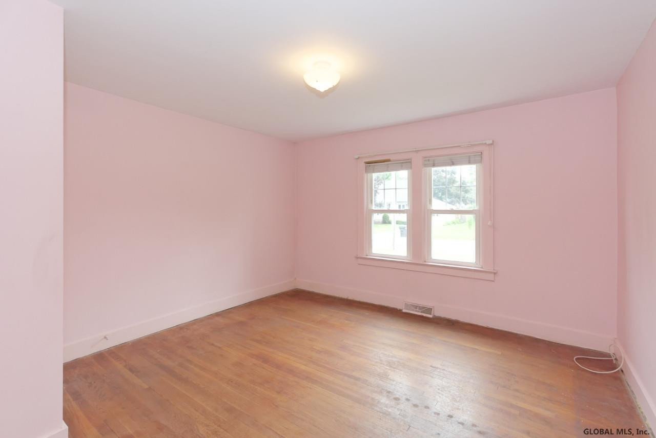 2045 Chepstow Road Rotterdam, NY 12303 - Photo 9 of 13 Photo 9