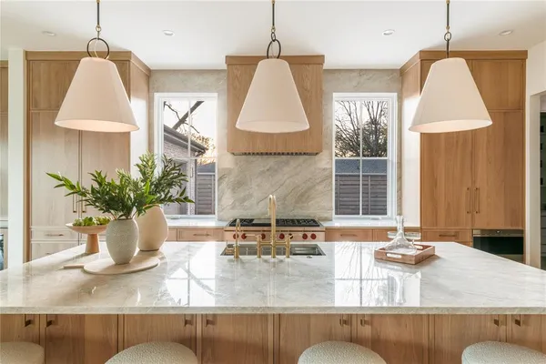 $4,350,000 | 6016 Del Roy Drive, Dallas, TX 75230