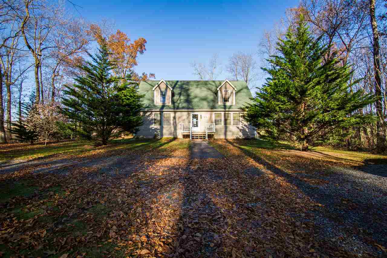 5919 Goods Mill Road Harrisonburg, VA 22801 - Photo 2 of 24 a view of yard with large tree