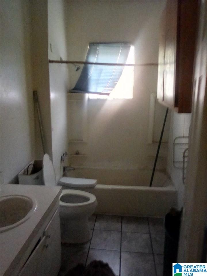 4705 Terrace R Birmingham, AL 35208 - Photo 11 of 15