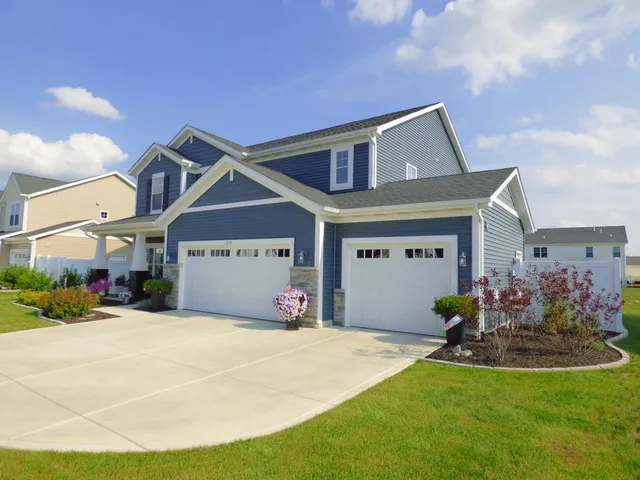 $558,900 | 210 Sweetbay Street, Valparaiso, IN 46385