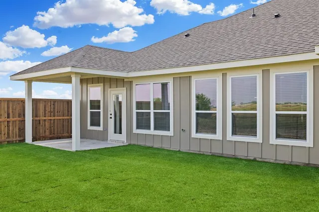 $699,000 | 4016-4018 Clovis Street, Midlothian, TX 76065