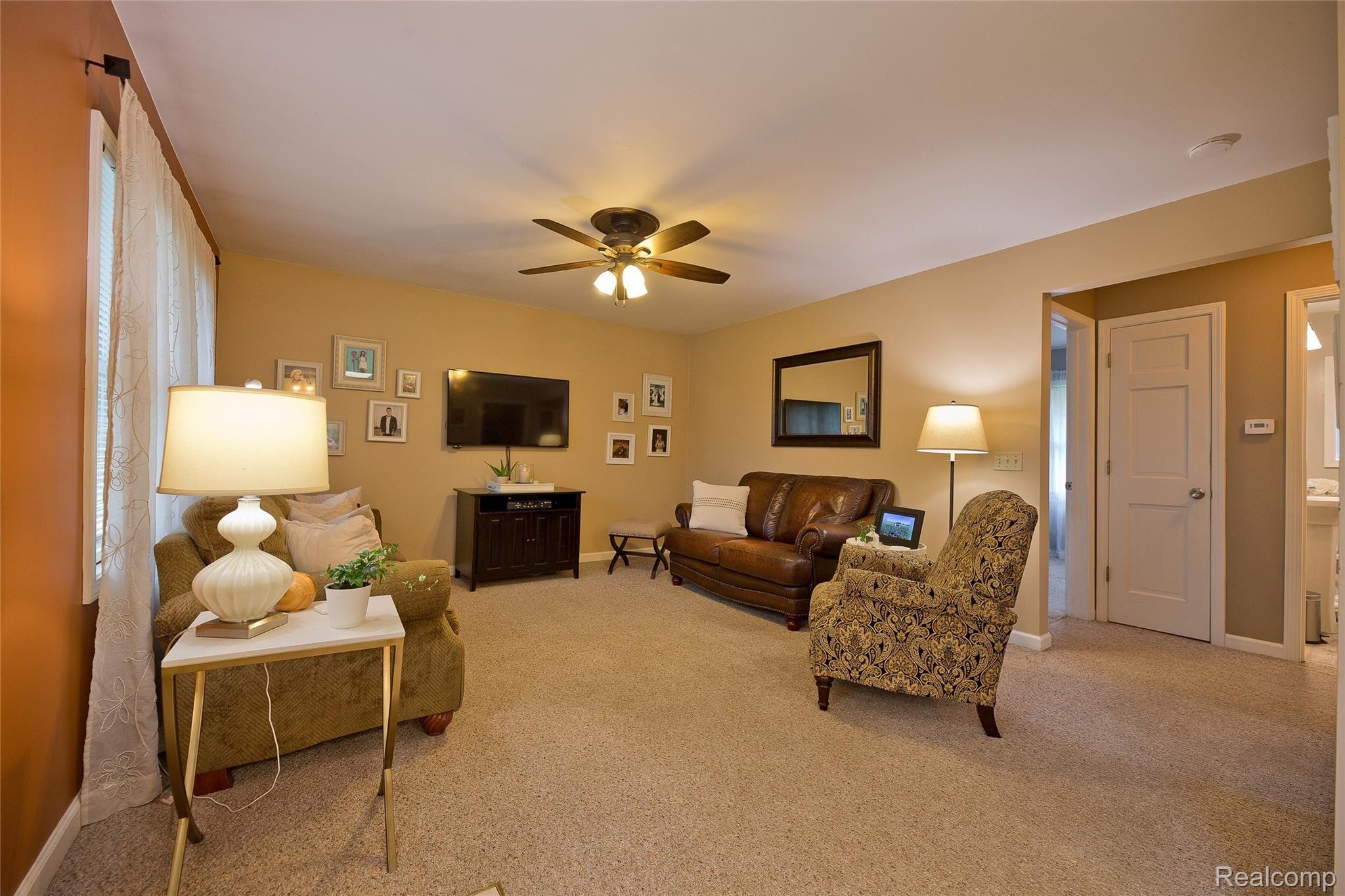 958 North Wilder Road Lapeer, MI 48446 - Photo 14 of 48 A32W7478.jpg