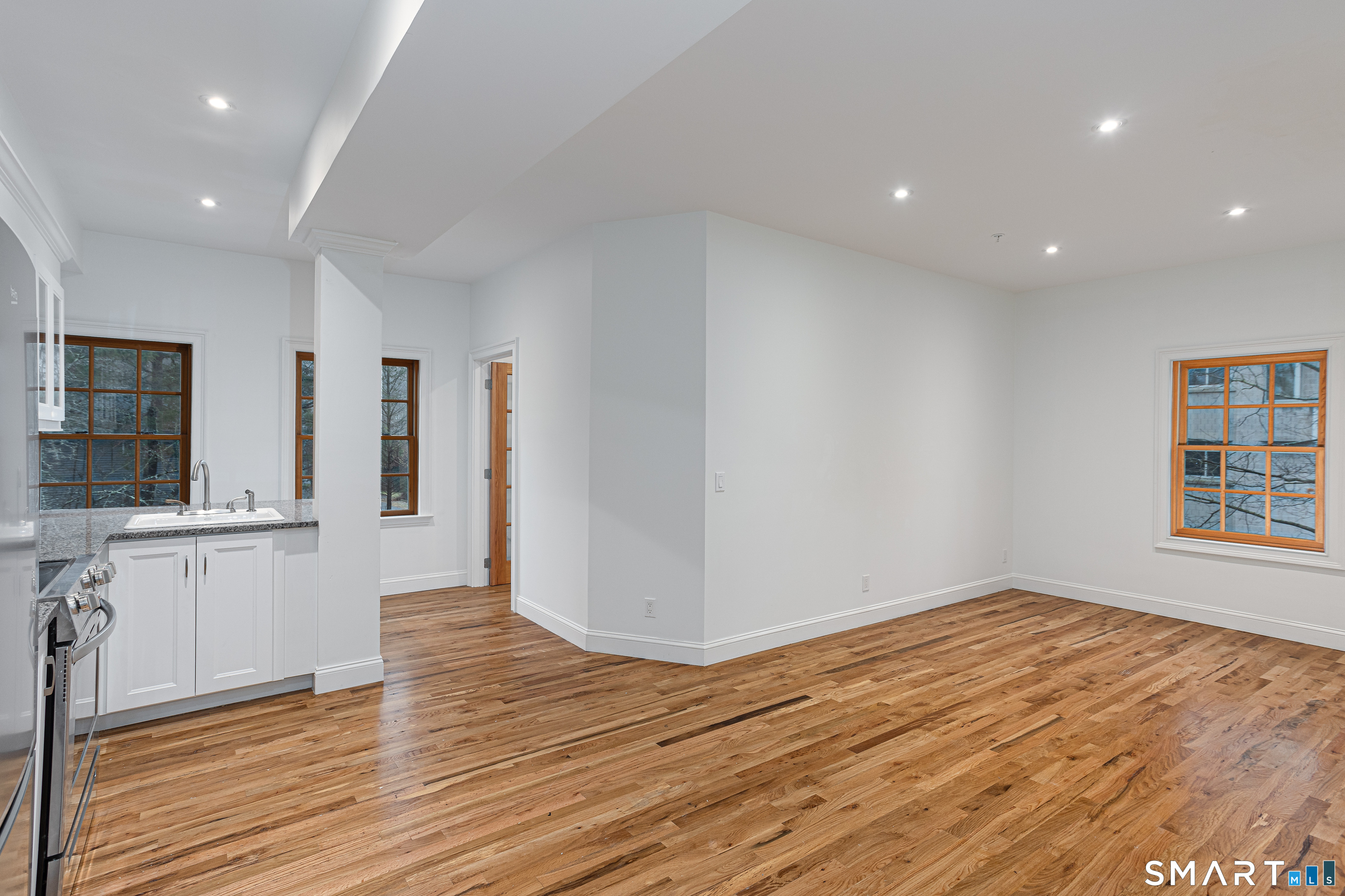 2 Hollyhock Road, Unit 10 Wilton, CT 06897 - Photo 6 of 19 Gallery Image 6