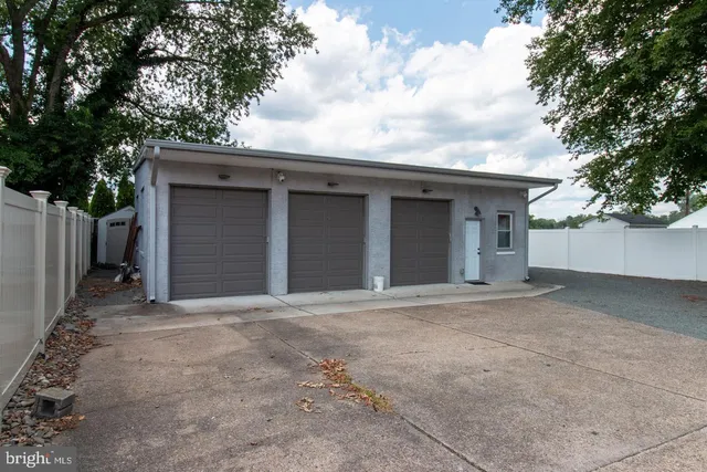 $1,500 | 115 Samdin Boulevard, Hamilton, NJ 08610