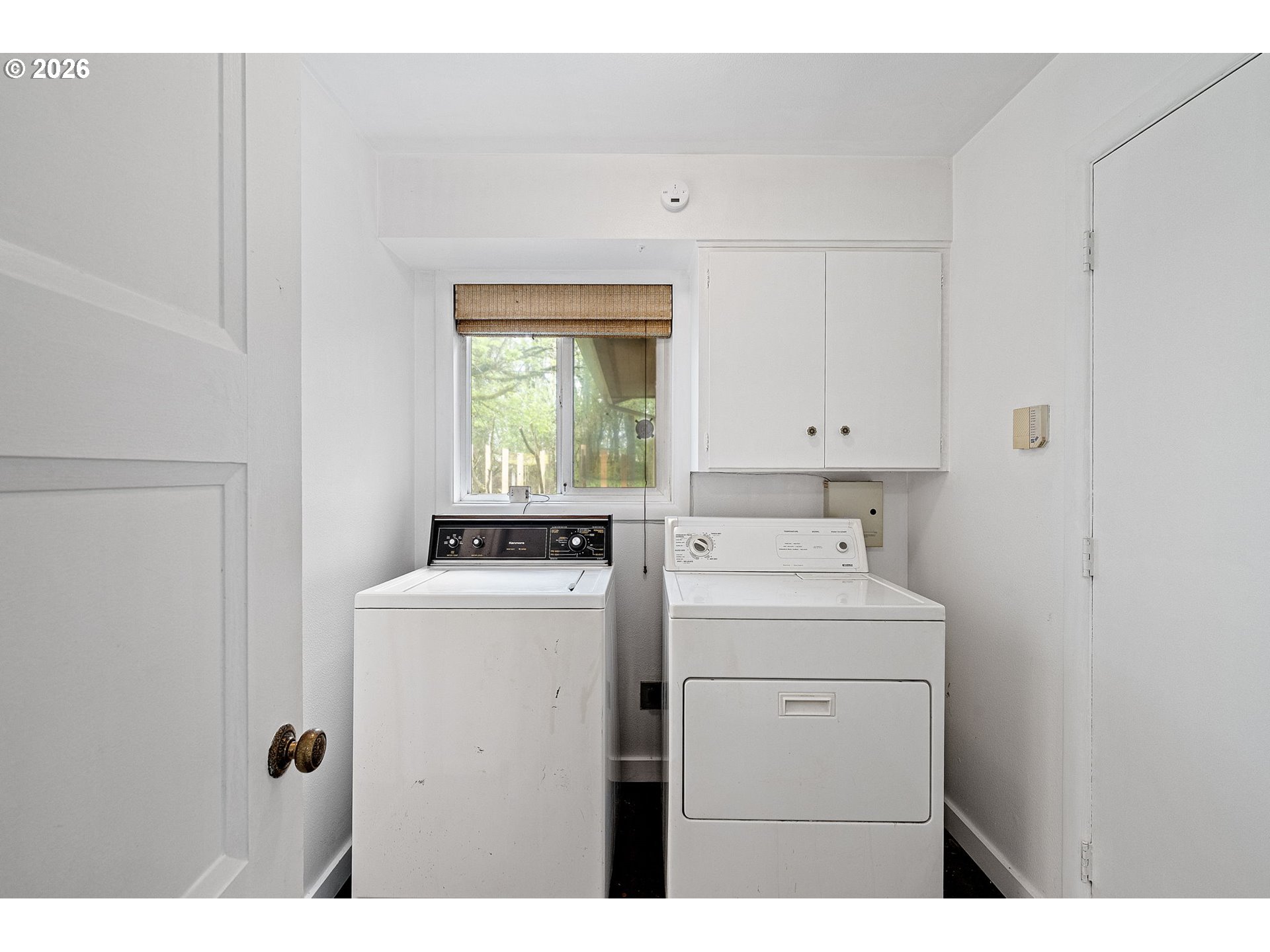 28974 Gimpl Hill Road Eugene, OR 97402 - Photo 19 of 48