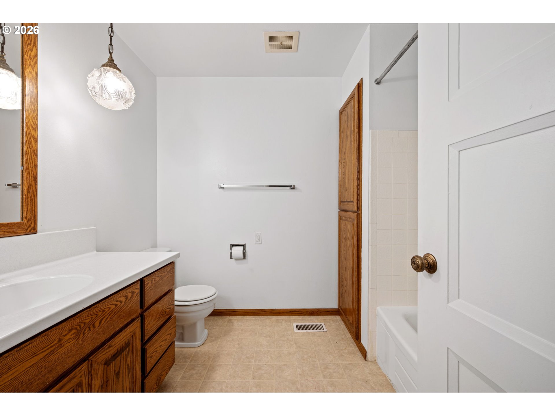 28974 Gimpl Hill Road Eugene, OR 97402 - Photo 21 of 48