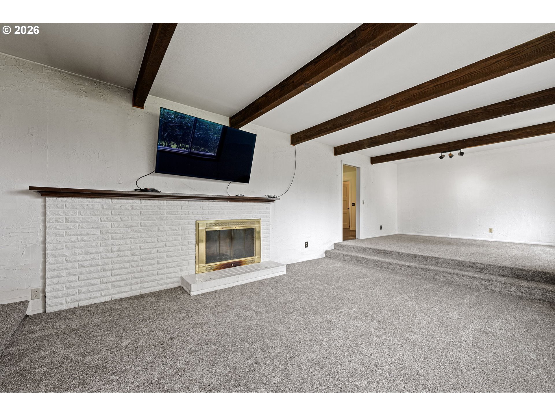 28974 Gimpl Hill Road Eugene, OR 97402 - Photo 7 of 48