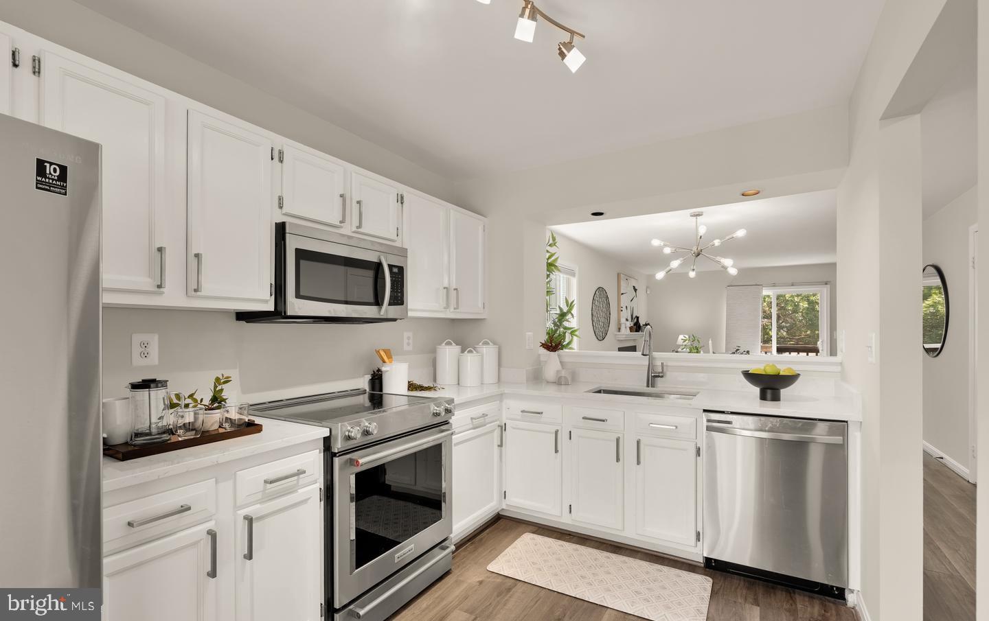 3831 9th Road South Arlington, VA 22204 - Photo 3 of 12 Gallery Image 3