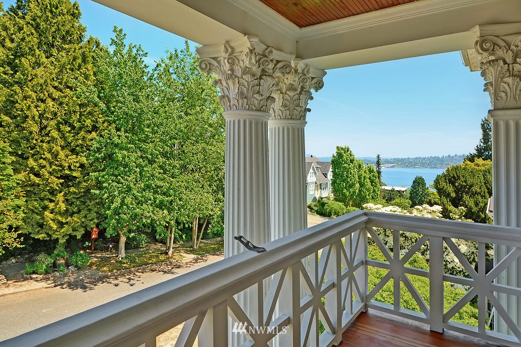 3211 South Dose Terrace Seattle, WA 98144 - Photo 13 of 25