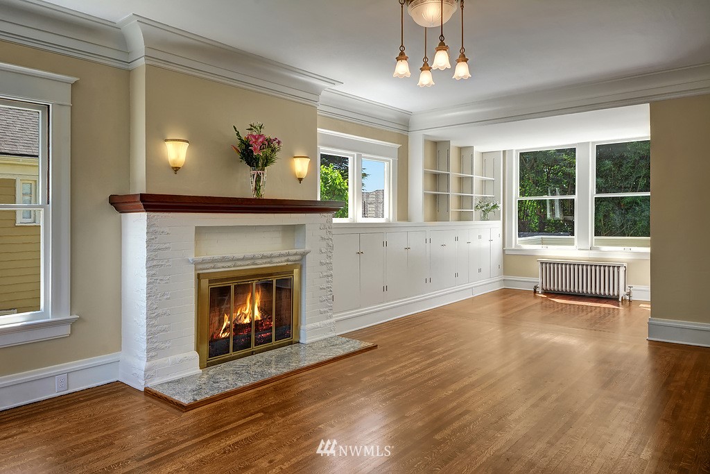 3211 South Dose Terrace Seattle, WA 98144 - Photo 3 of 25